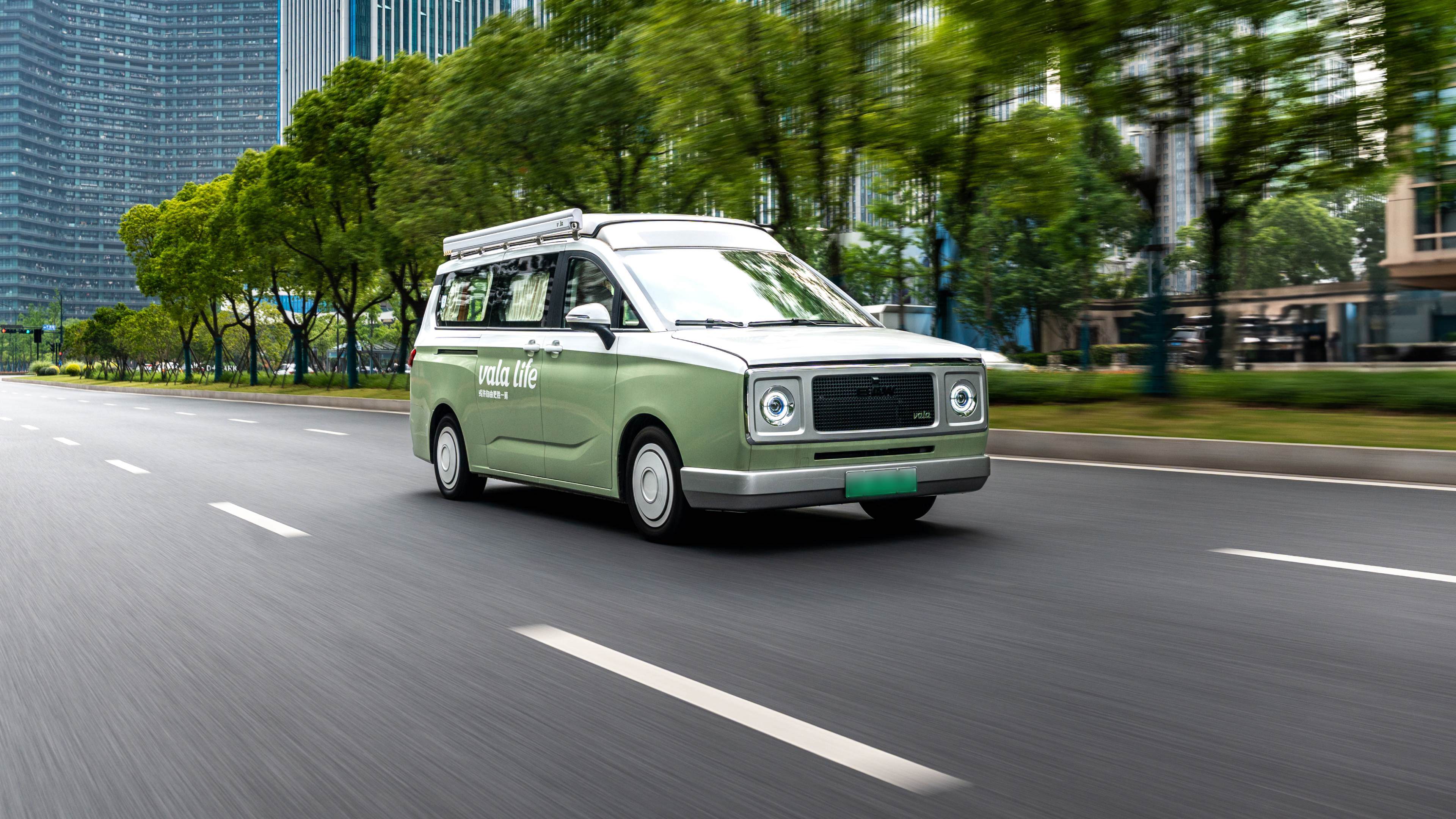 MPV大小 从容出入地库 C照即可轻松驾驭