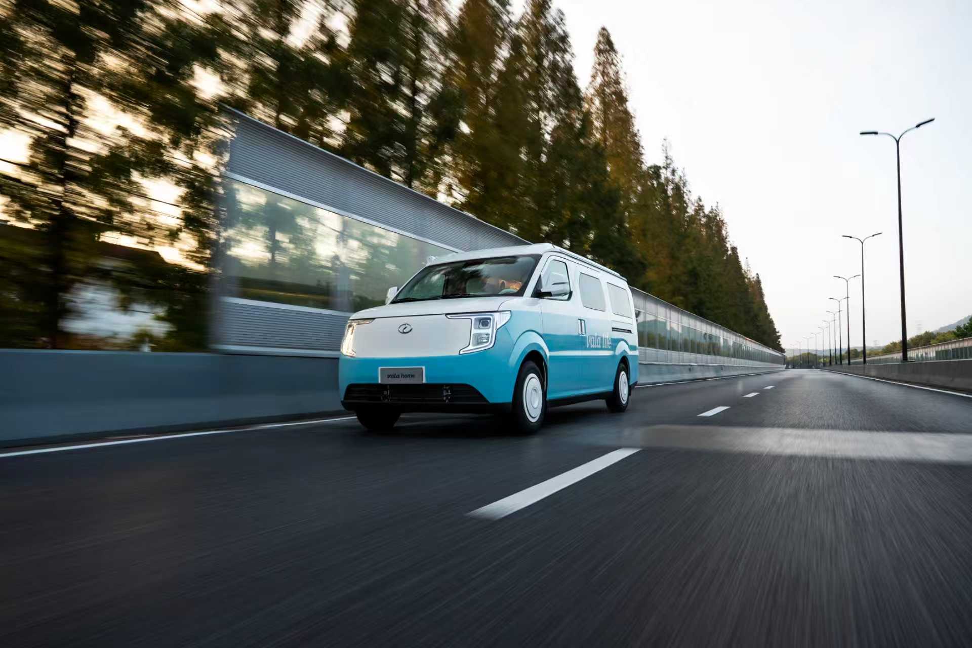 双城联动 引领行业｜vala汽车亮相成都、南京两大顶级房车展